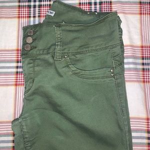 YMI WANNA BETTA BUT Green Jeans